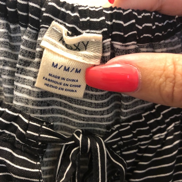 NWT Roxy romper - Picture 2 of 3